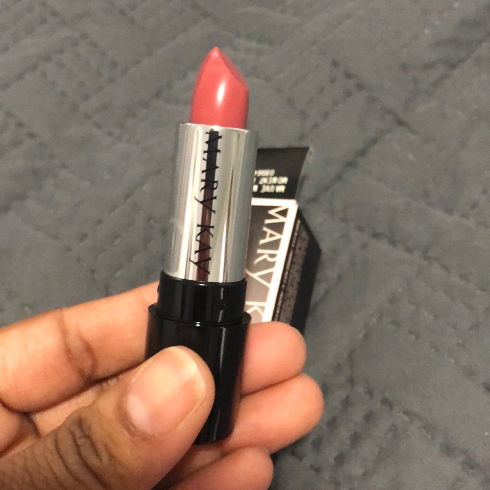 Gel semi-Matte lipstick